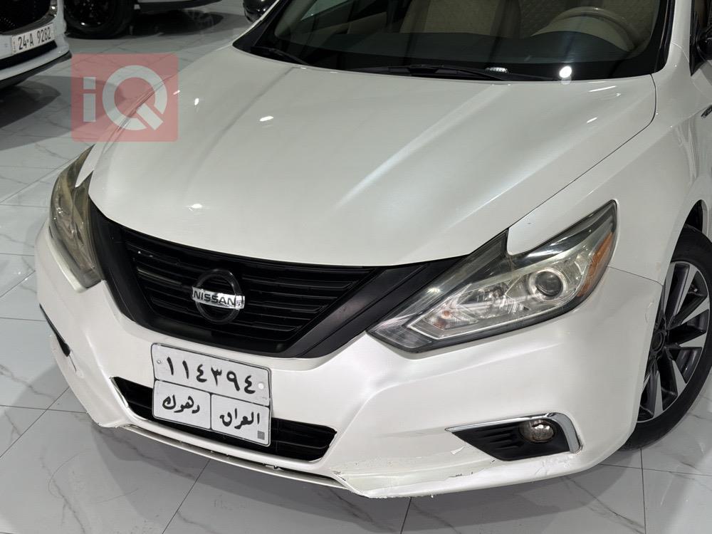 نيسان ألتيما